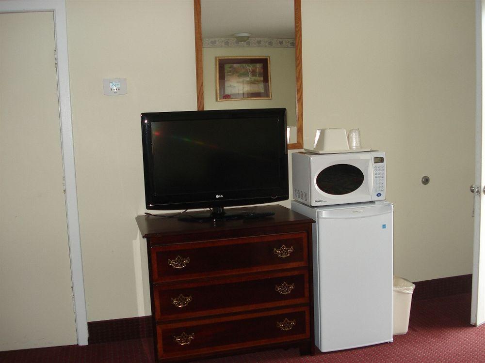 Lincoln Motel Sturgeon Falls Extérieur photo