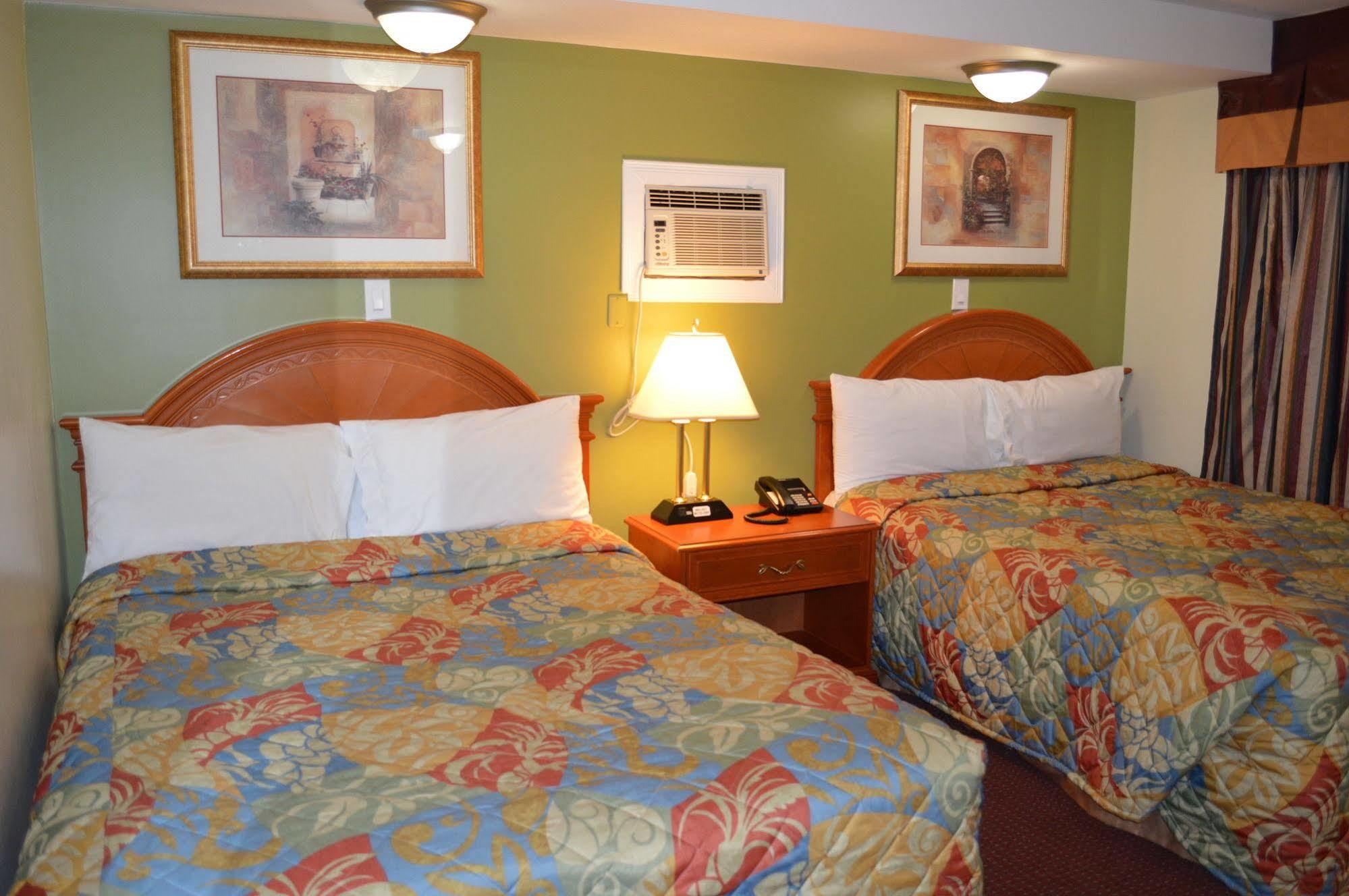 Lincoln Motel Sturgeon Falls Extérieur photo