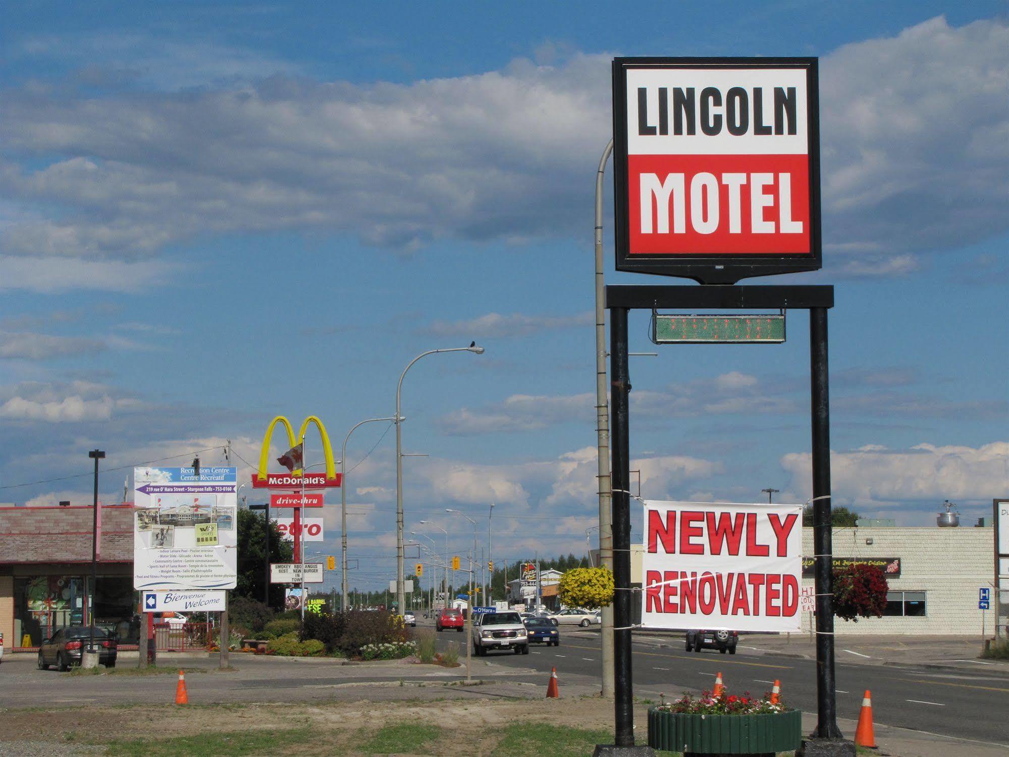 Lincoln Motel Sturgeon Falls Extérieur photo